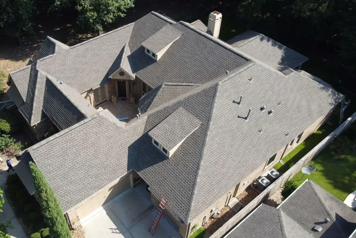 expert-roof-replacement-conroe-tx-blue-truss.webp